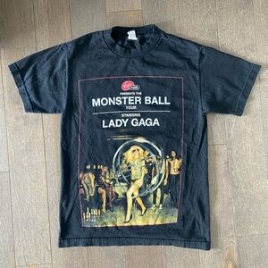 Black Lady Gaga Monster Ball Tour T-Shirt‎